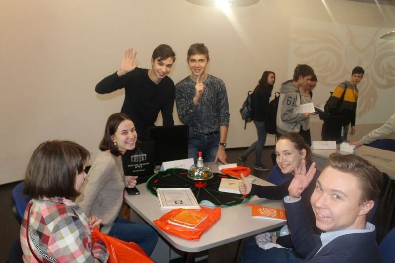Фото к Победителями чемпионата «Формула интеллекта» снова стали школьники из Челябинской области