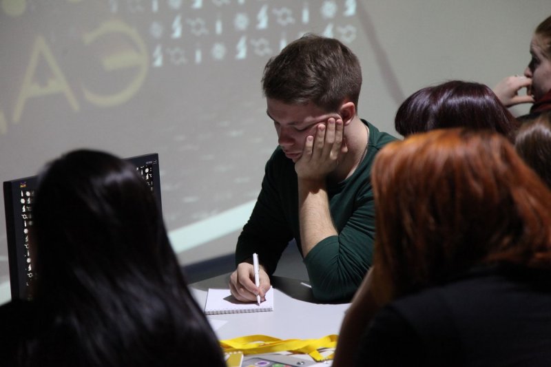 Фото к «Человек труда»: в ИЦАЭ Челябинска будущие журналисты узнали о секретах воркшопа